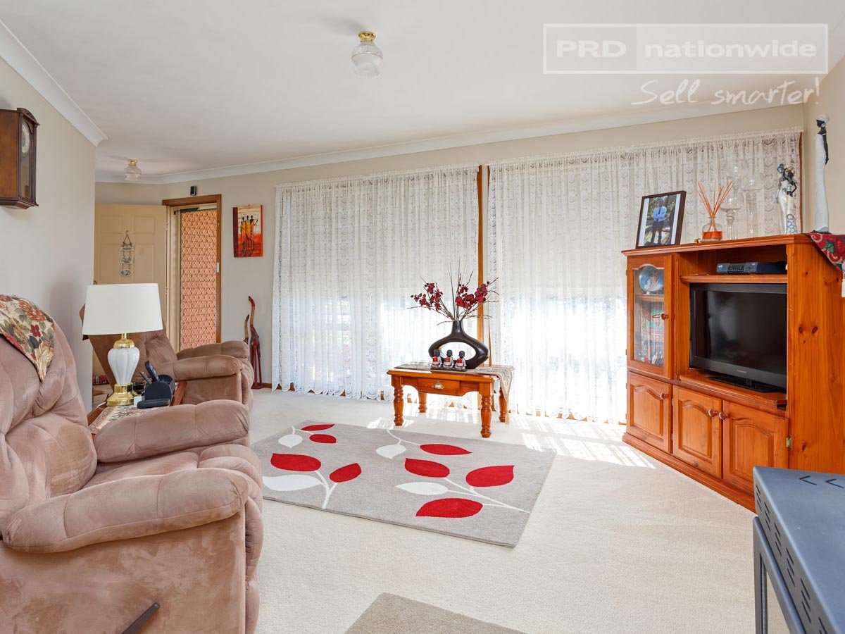 5 Langi Crescent GLENFIELD PARK 3