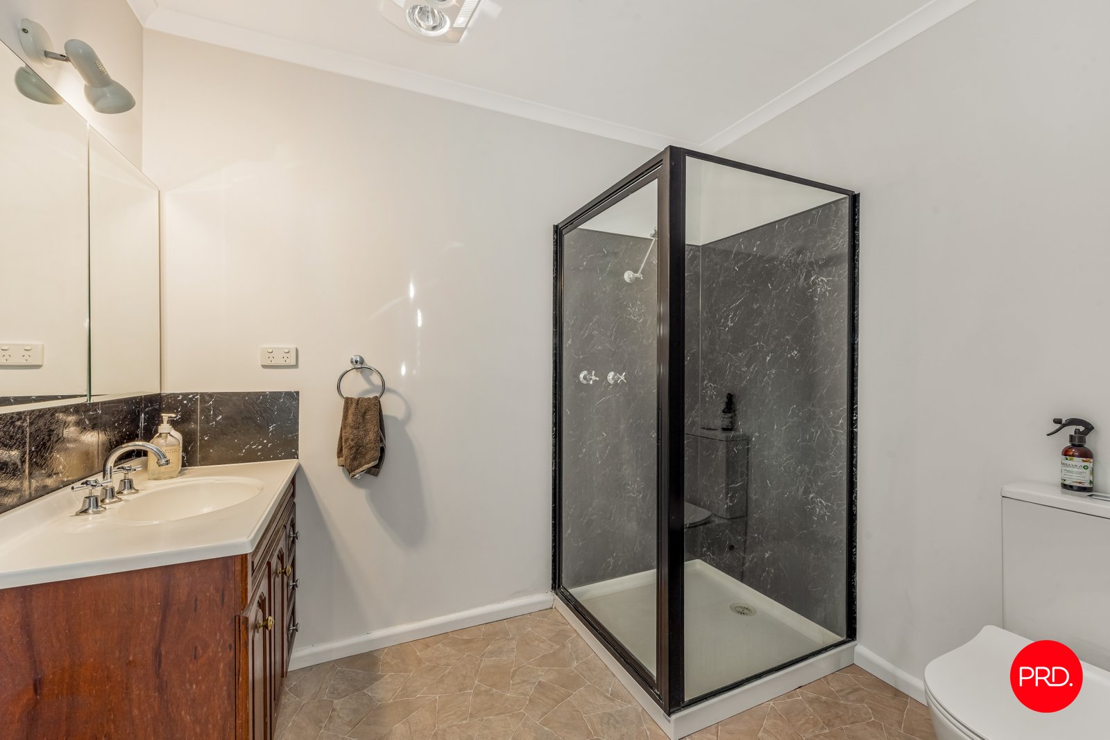 5 Langley Street KYNETON 18