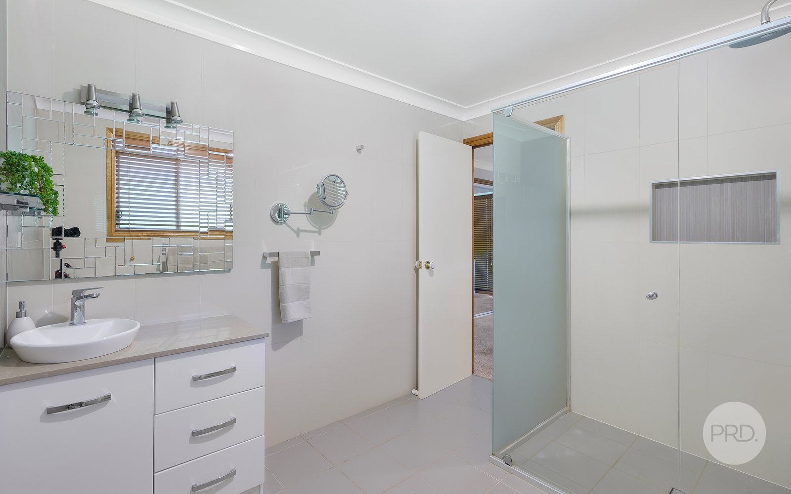 5 Langmead Road SILVERDALE 17