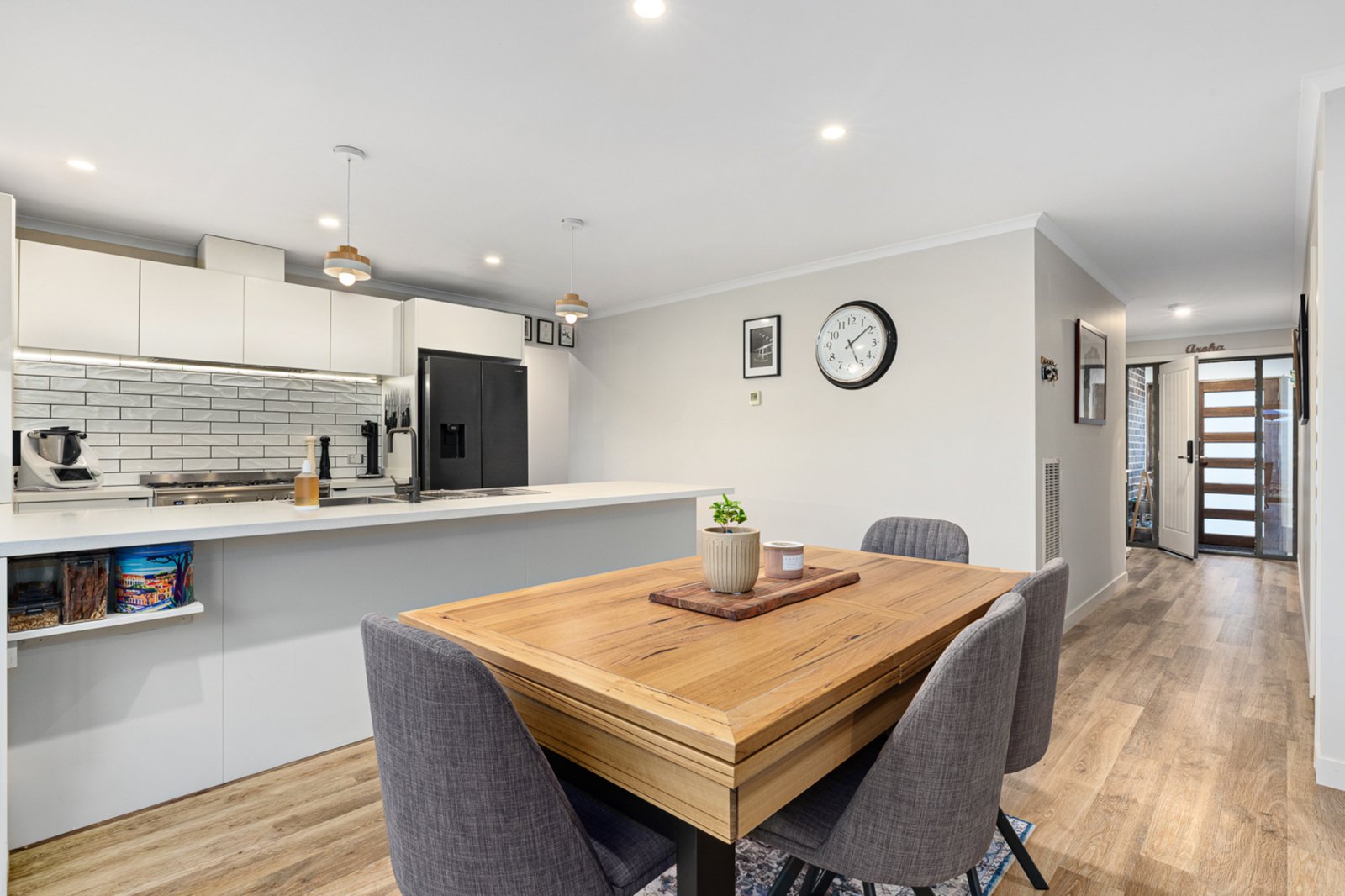 Gallery: 5 Larfield Court