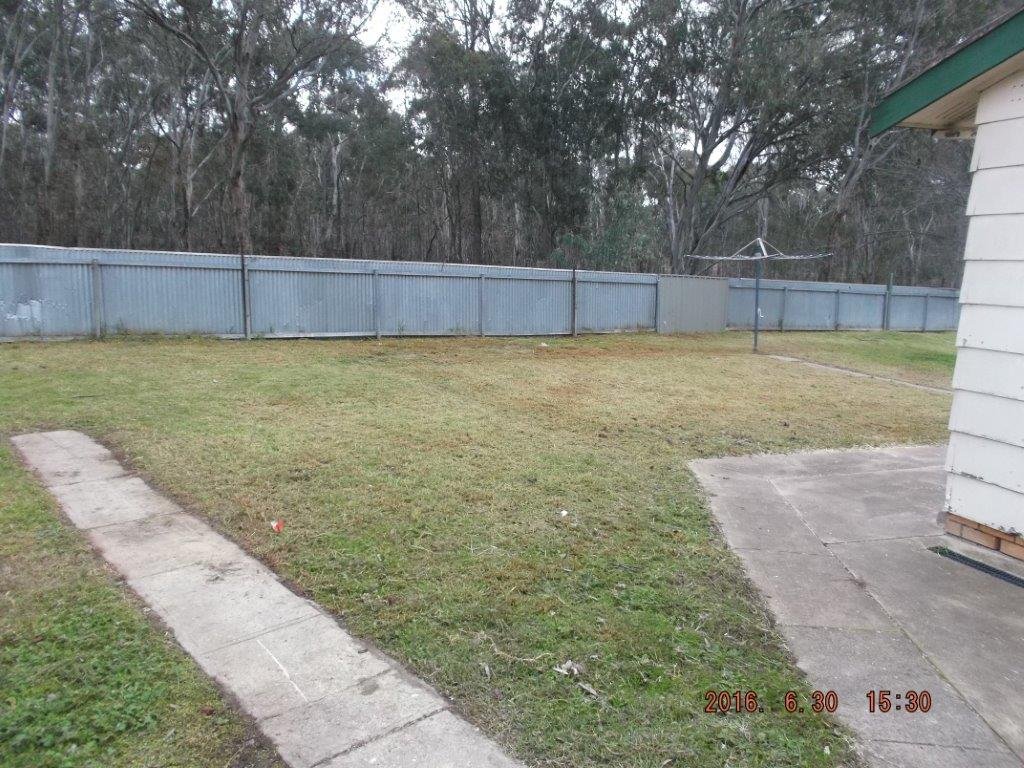 5 Laurel Place TUMUT 6