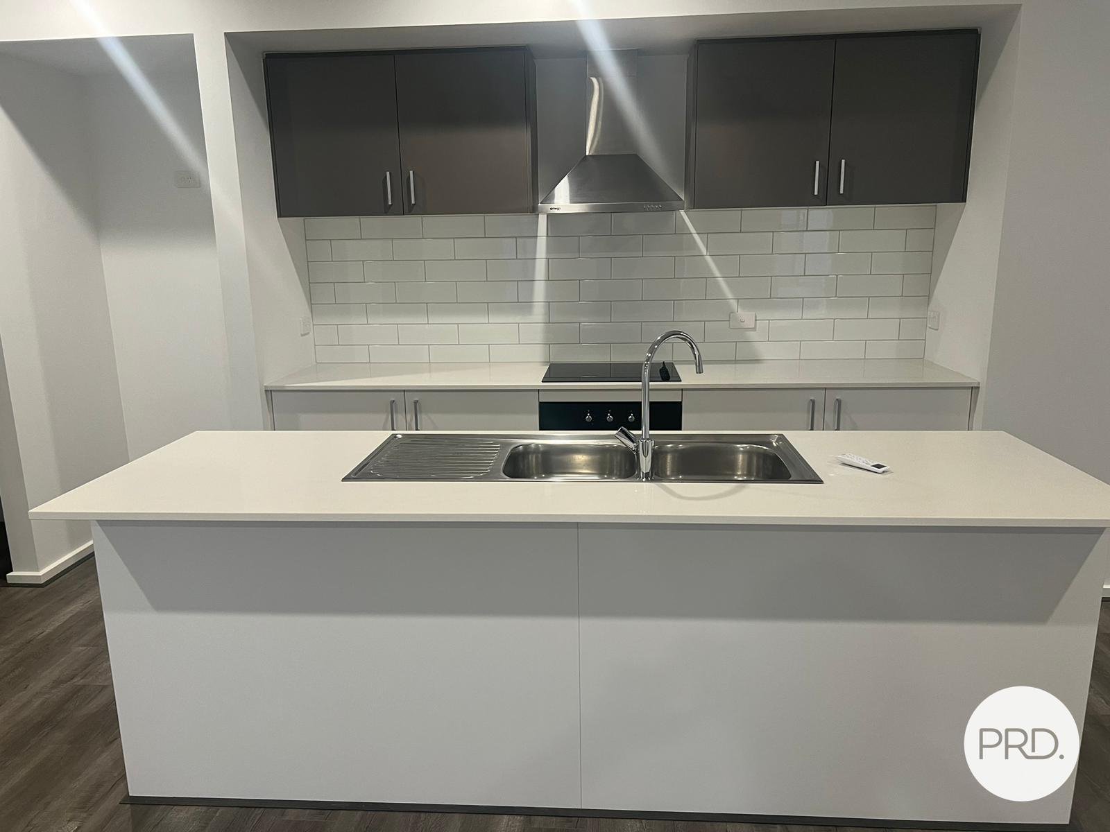 5 Laurie Crescent NAGAMBIE 2