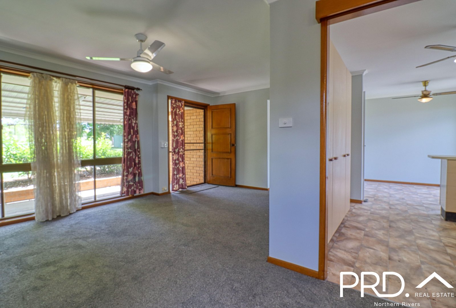 5 Leilani Close CASINO 8