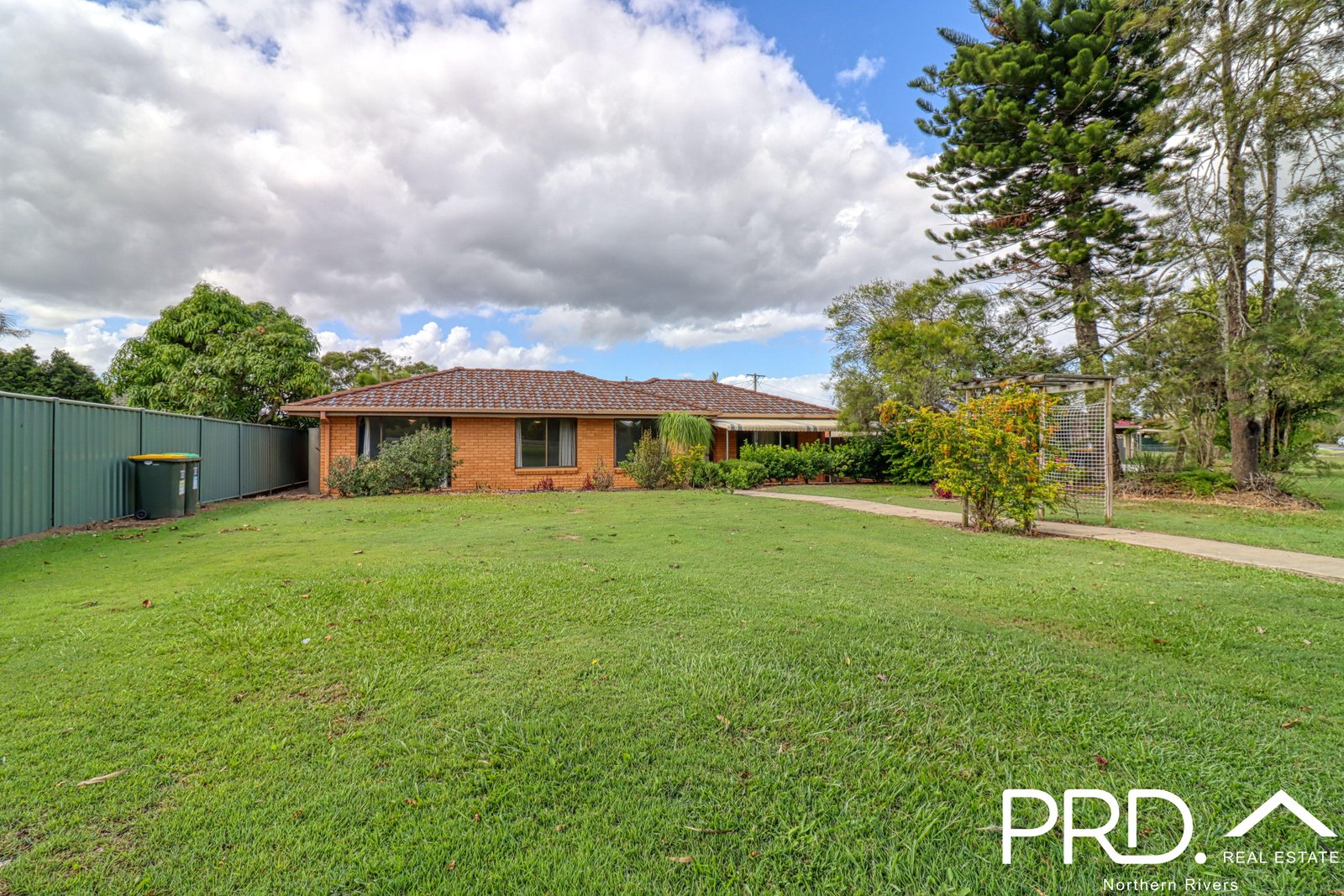 5 Leilani Close CASINO 16