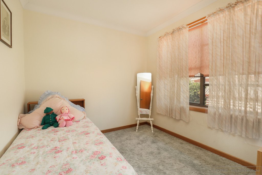 5 Liddell Ave  RUTHERFORD 11