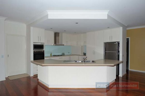 5 Lindbeck Avenue TUMUT 3