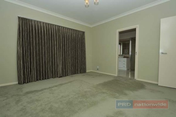 5 Lindbeck Avenue TUMUT 19