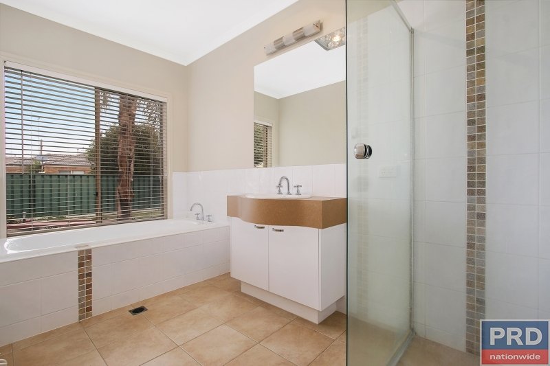 5 Lions Place CULCAIRN 10