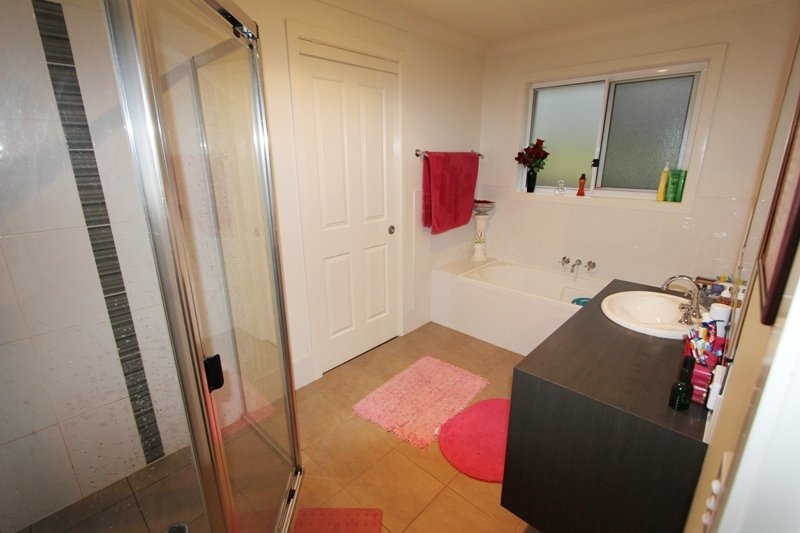 5 Lister Street OXENFORD 8