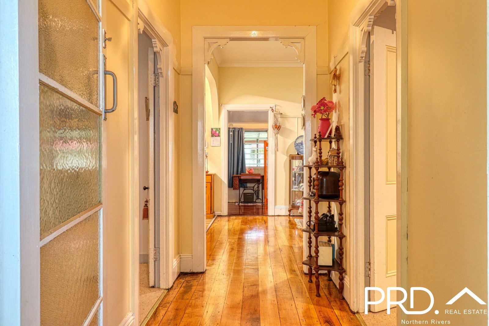 5 Little Barker Street CASINO 9