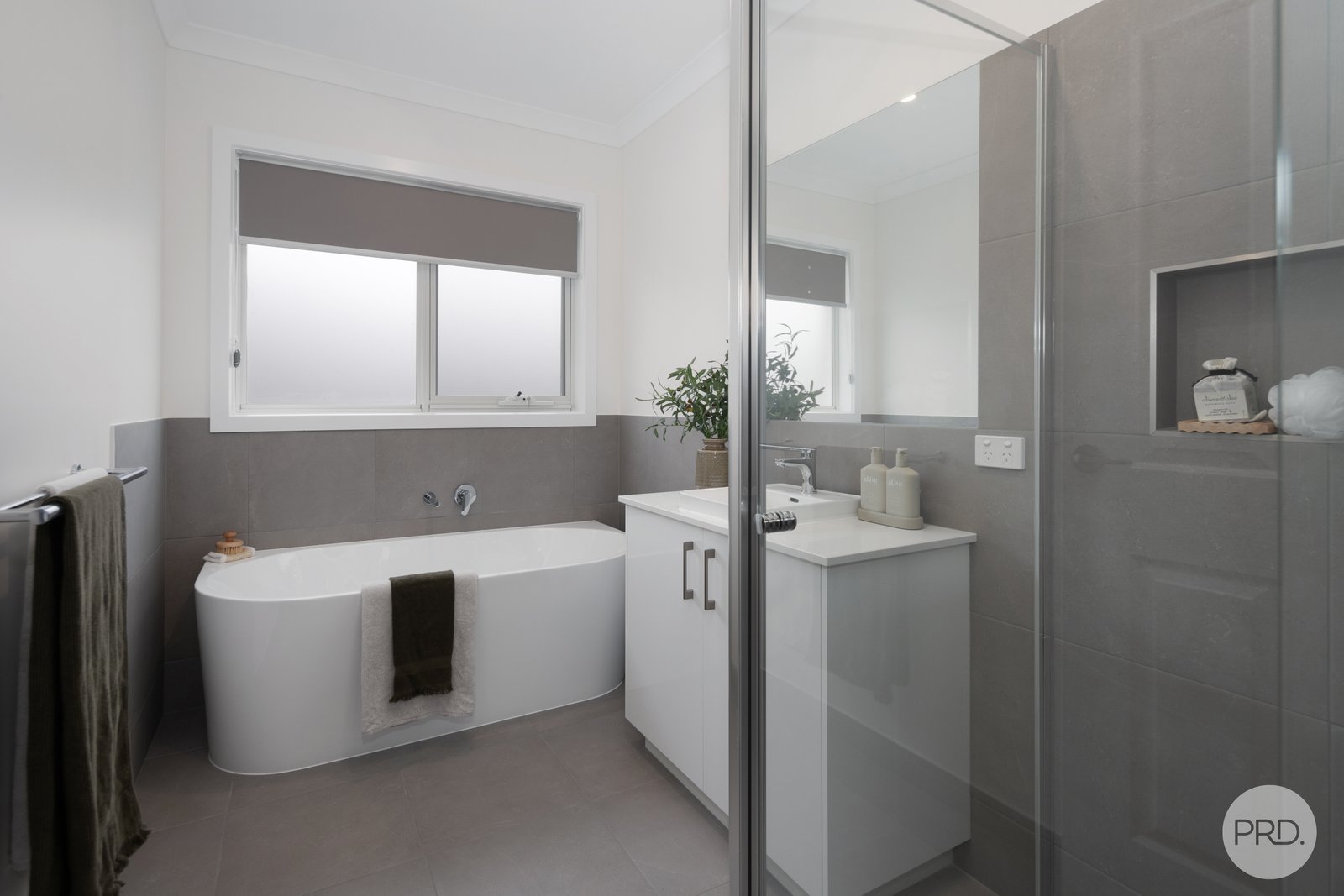 5 Livno Court CANADIAN 15