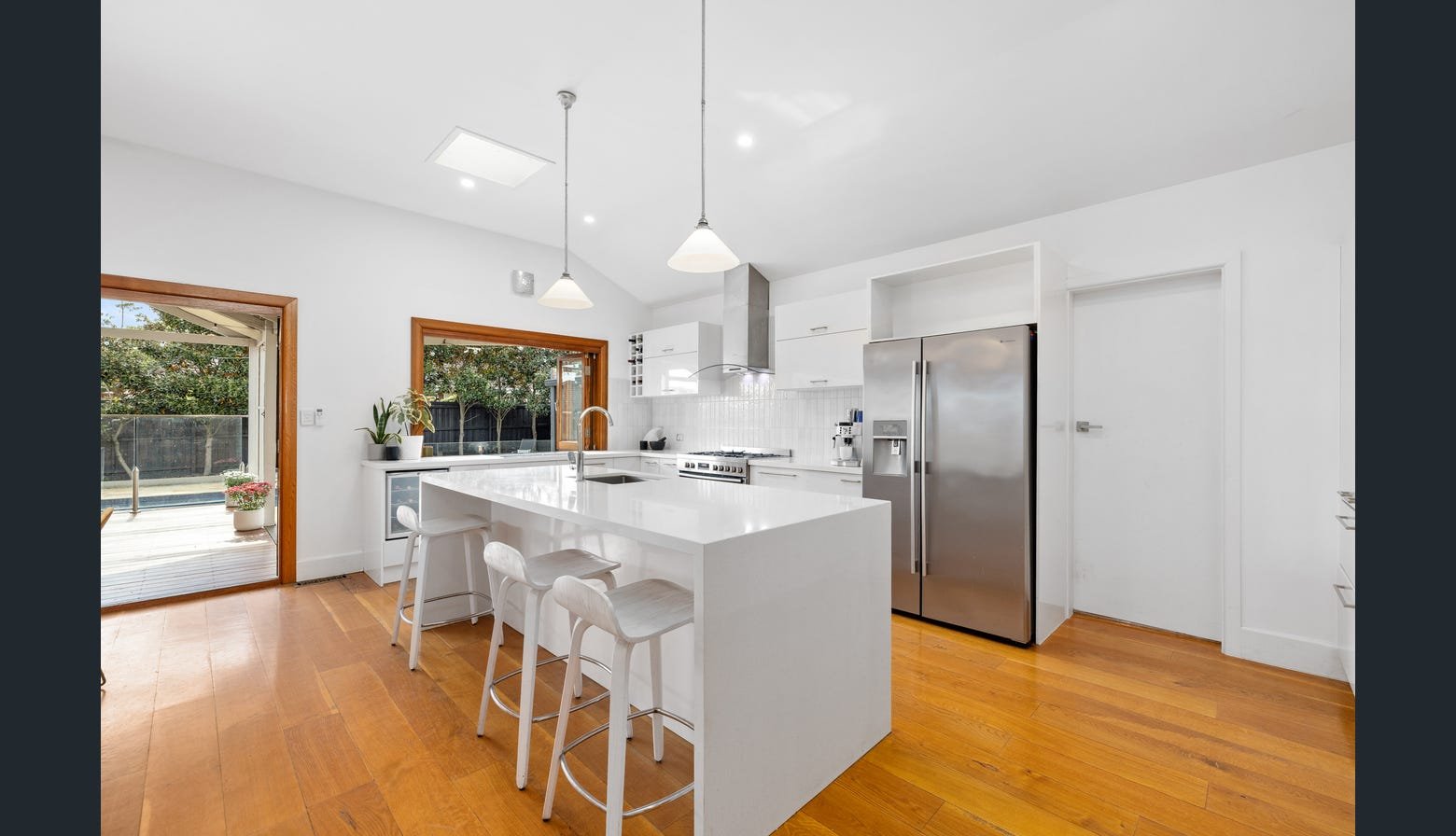 Gallery: 5 Llewellyn Street