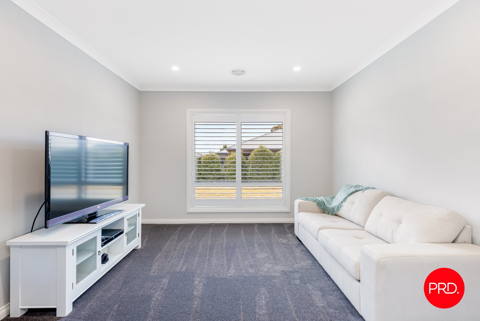 5 Lomandra Drive STRATHFIELDSAYE 8