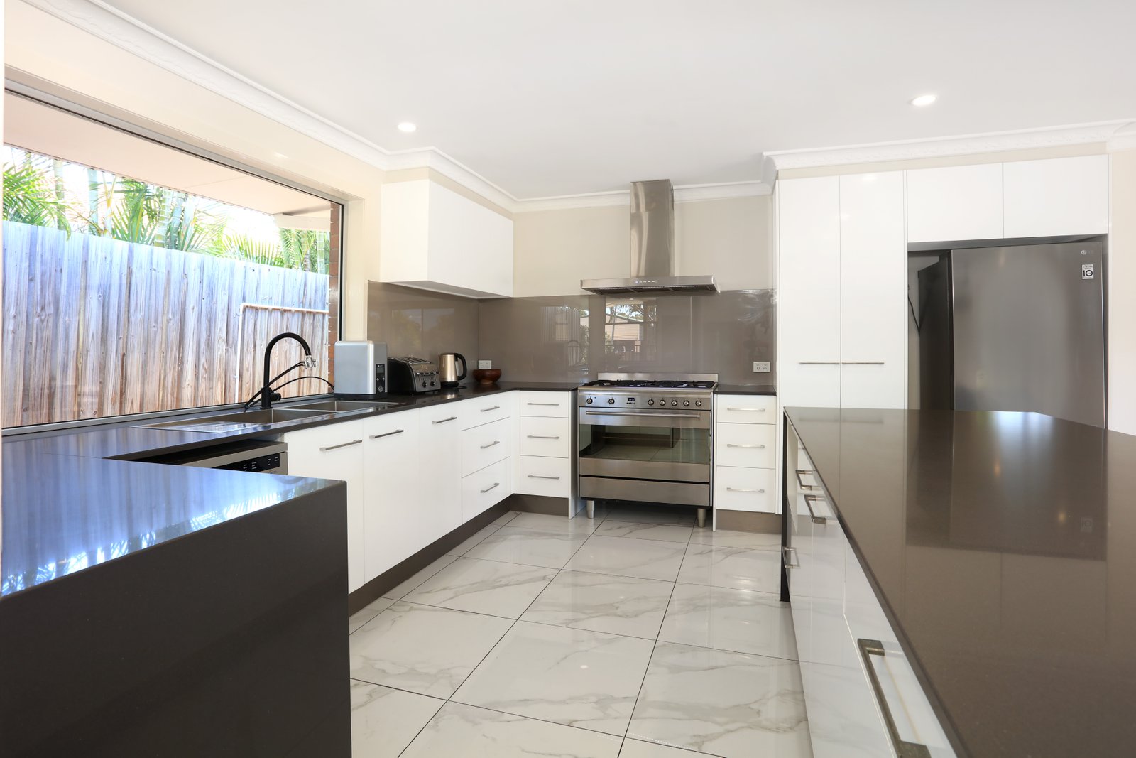 5 Longueville Court ROBINA 5