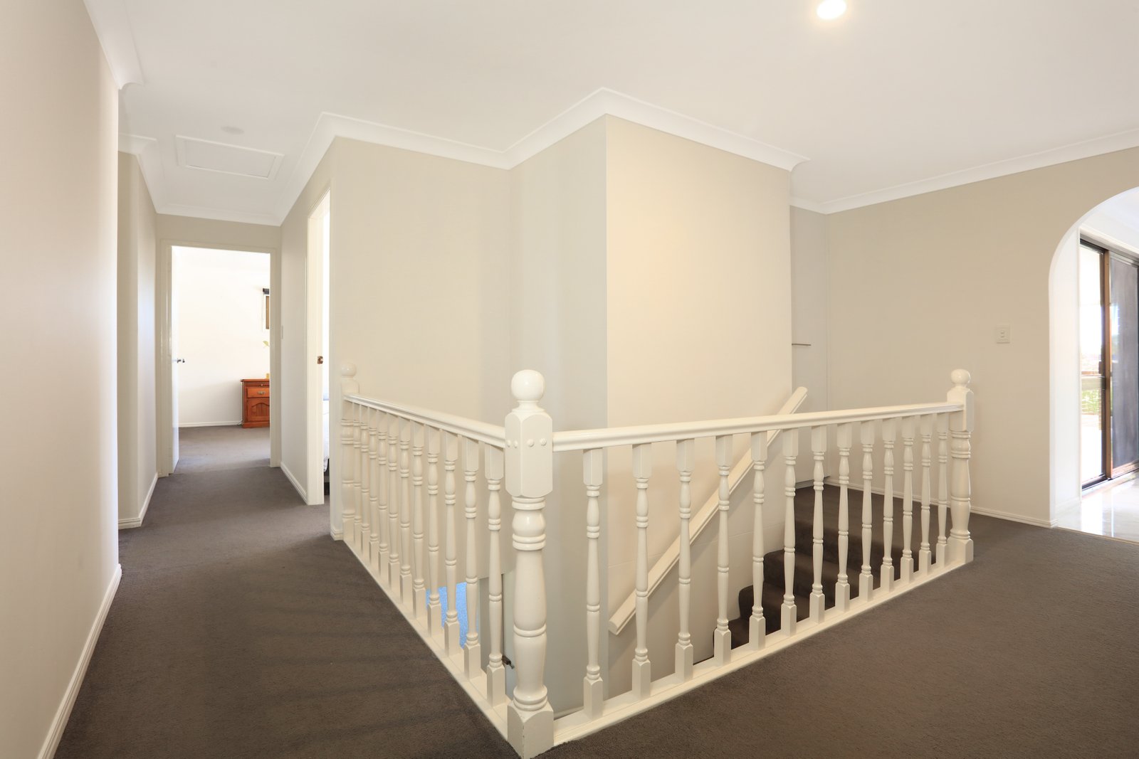 5 Longueville Court ROBINA 17