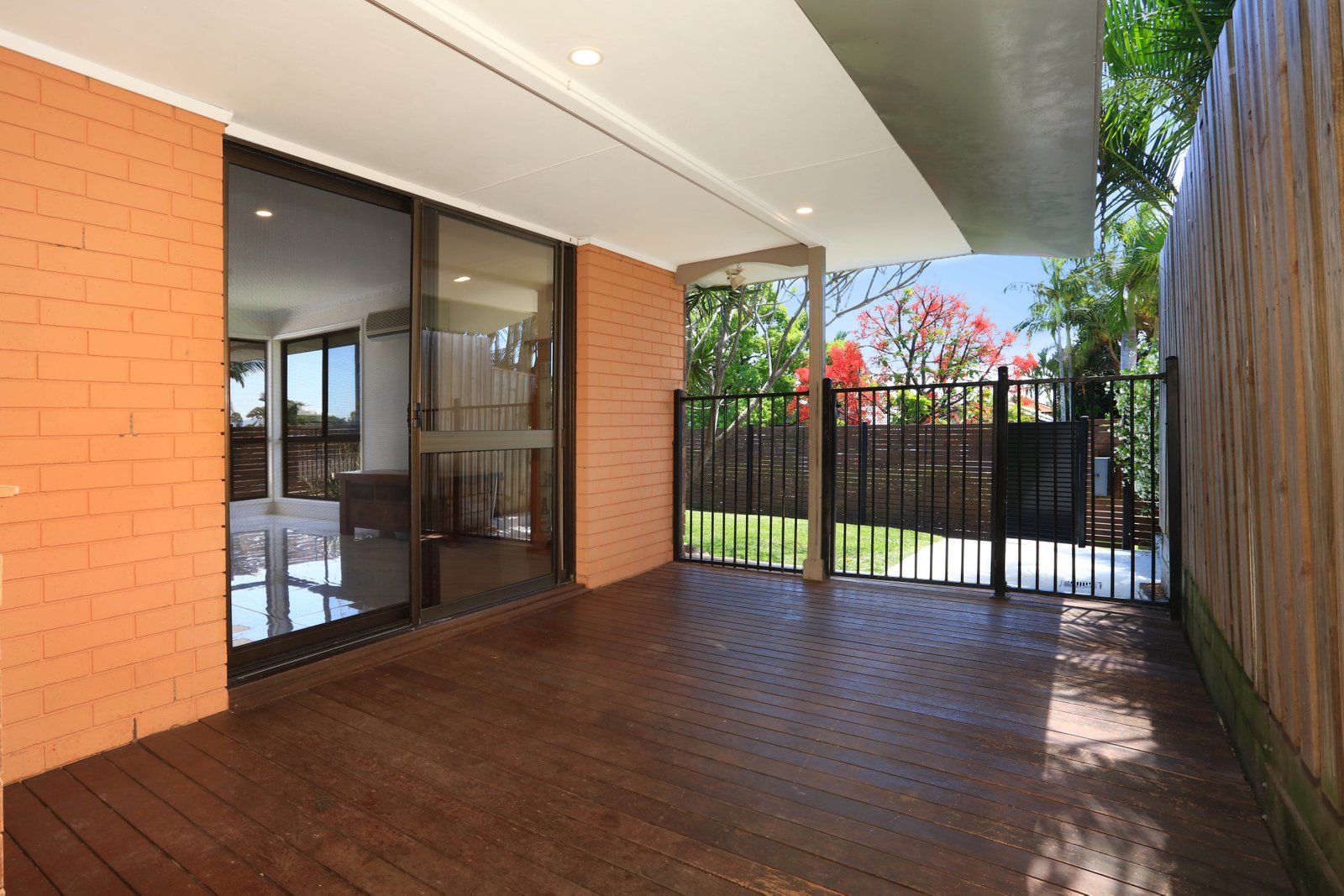 5 Longueville Court ROBINA 20