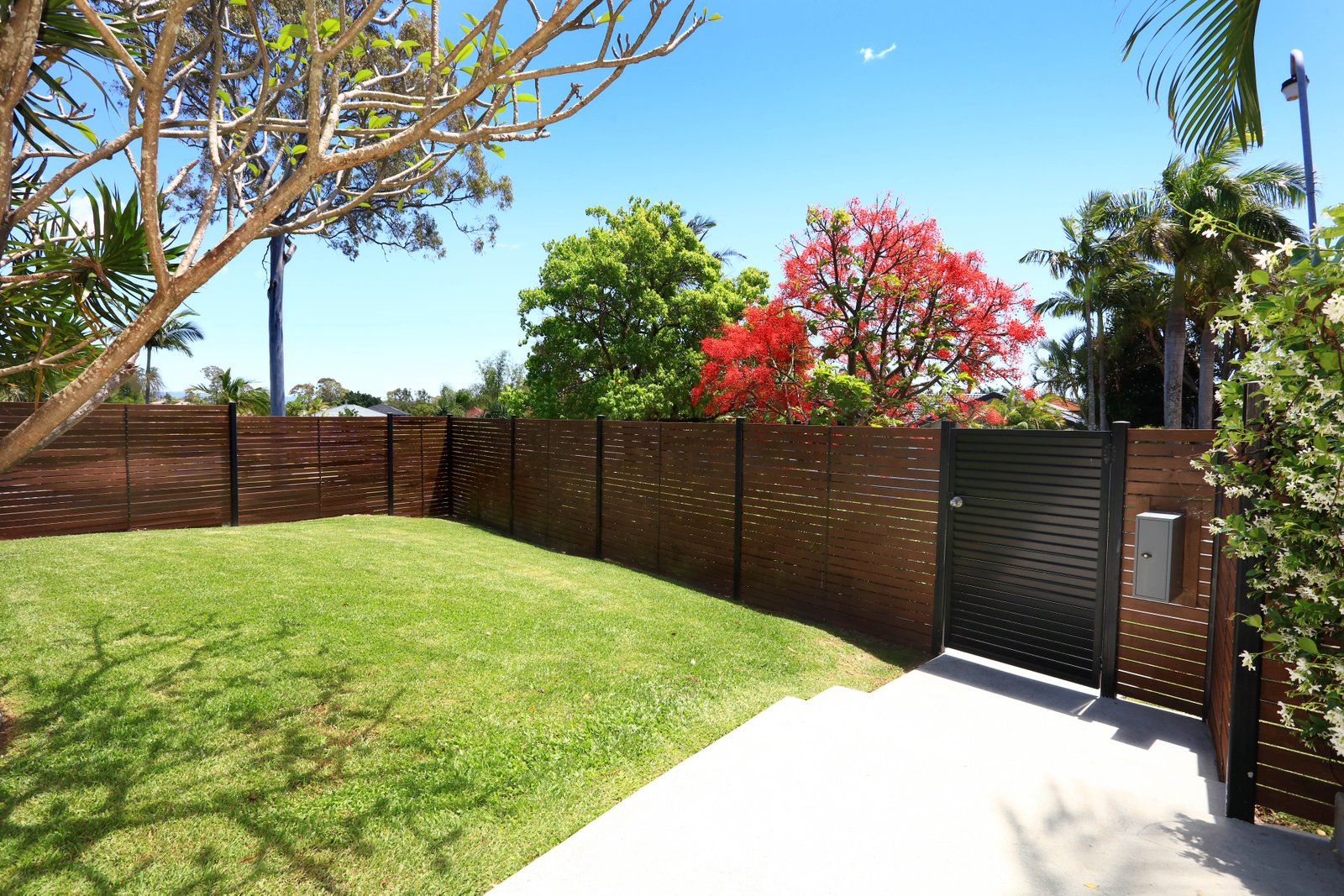 5 Longueville Court ROBINA 21