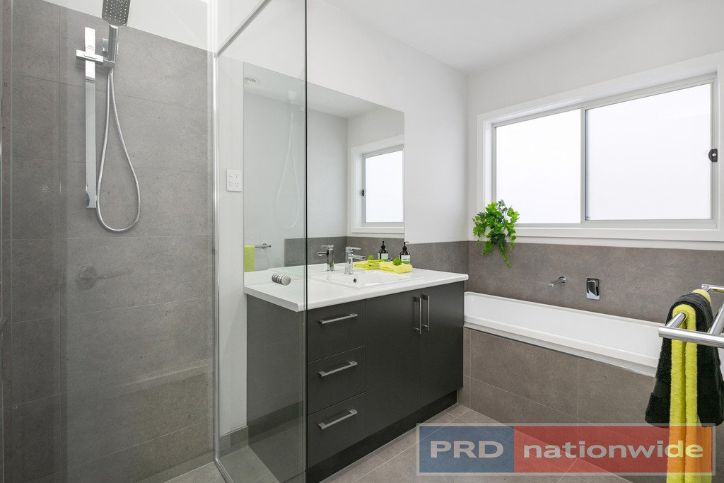 5 (Lot 17) Sydney Way ALFREDTON 11