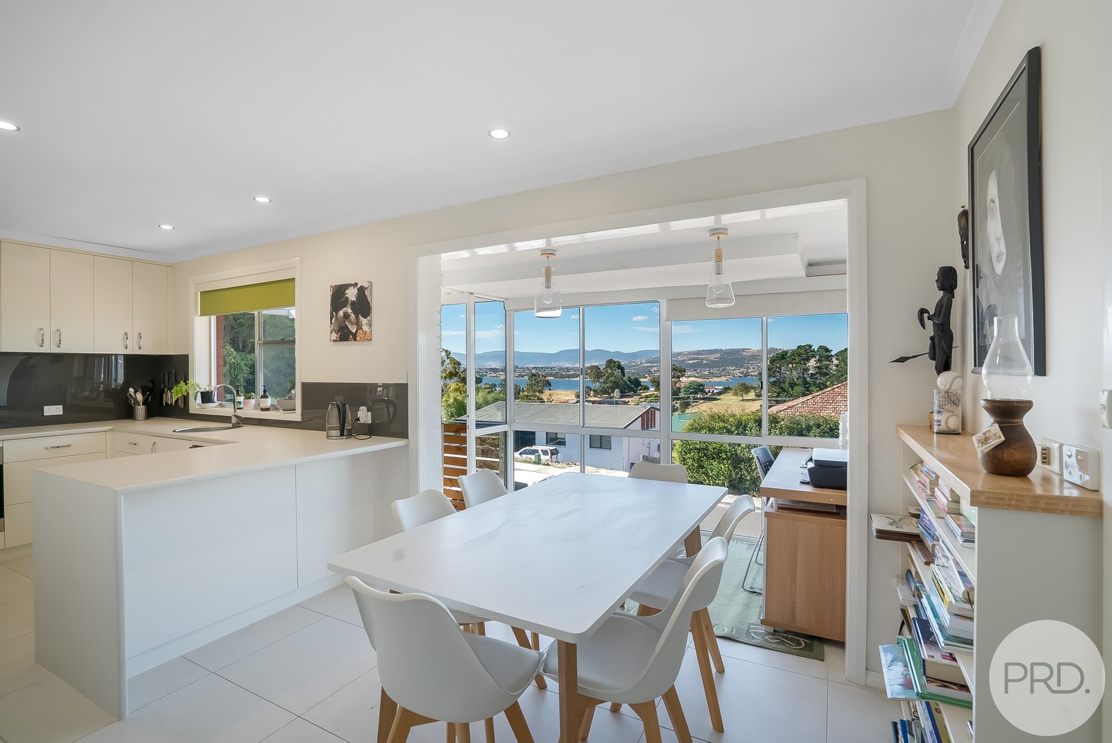 5 Louise Road AUSTINS FERRY 4