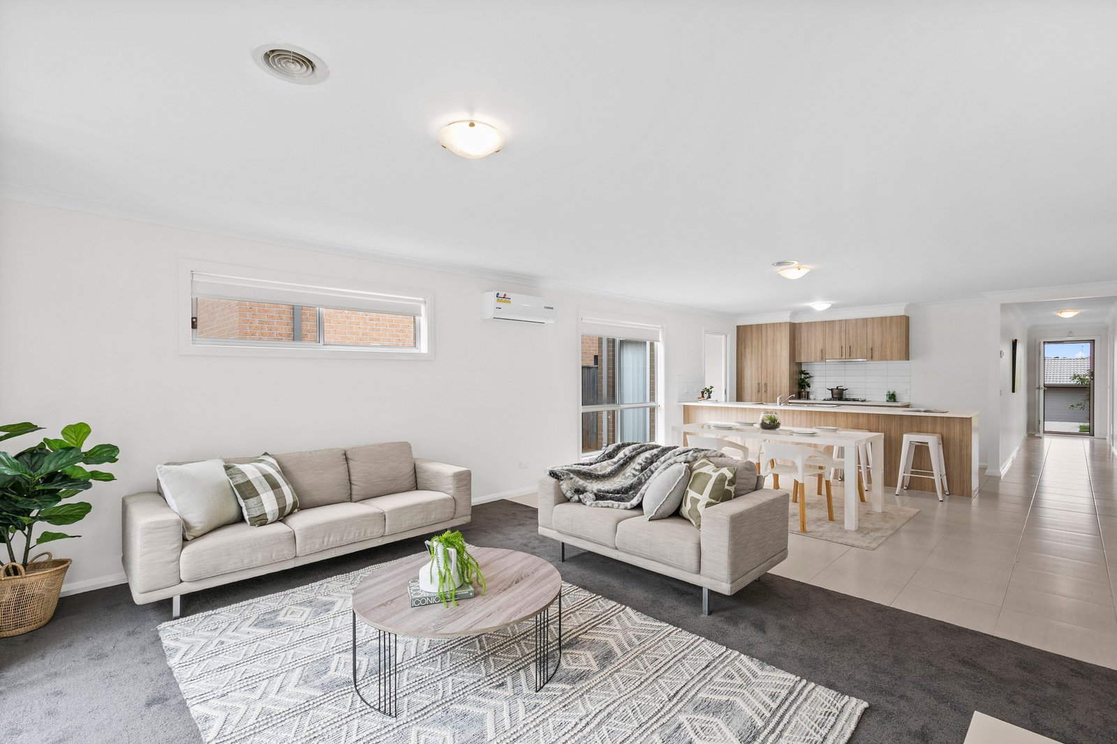 Gallery: 5 Love Street