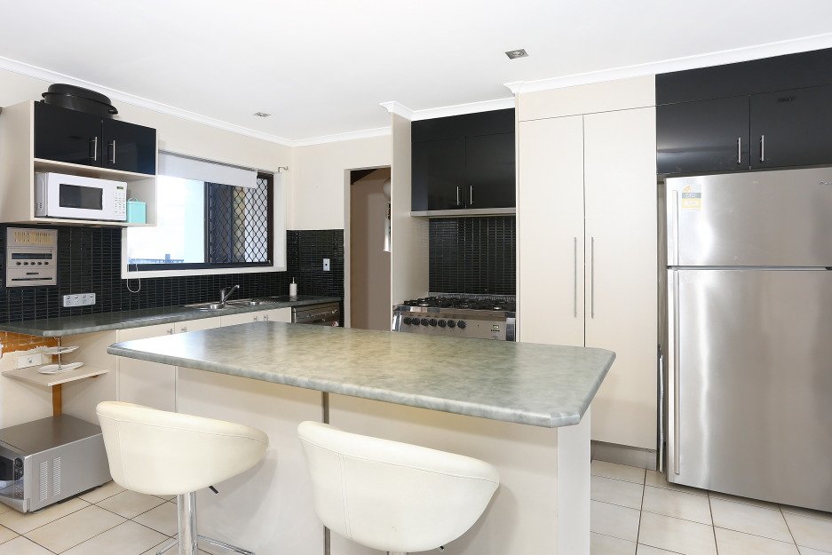 5 Lowanna Drive ASHMORE 2