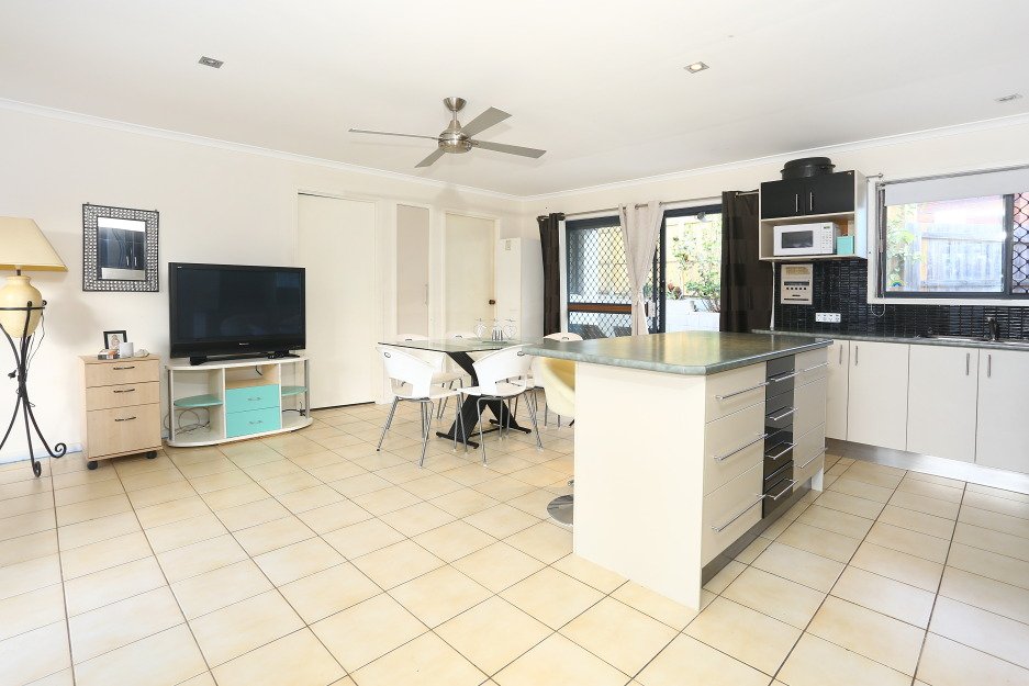 5 Lowanna Drive ASHMORE 8