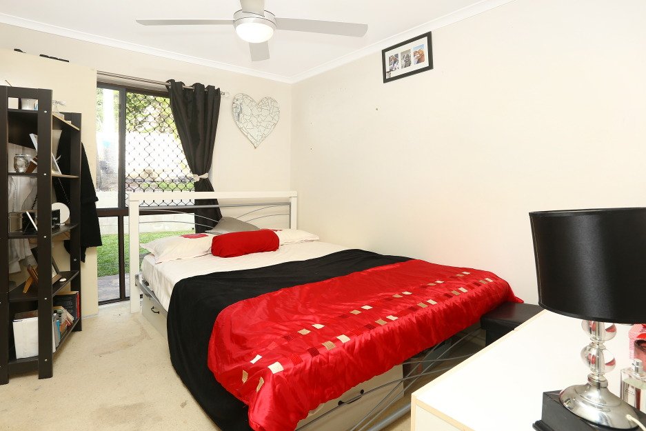 5 Lowanna Drive ASHMORE 13