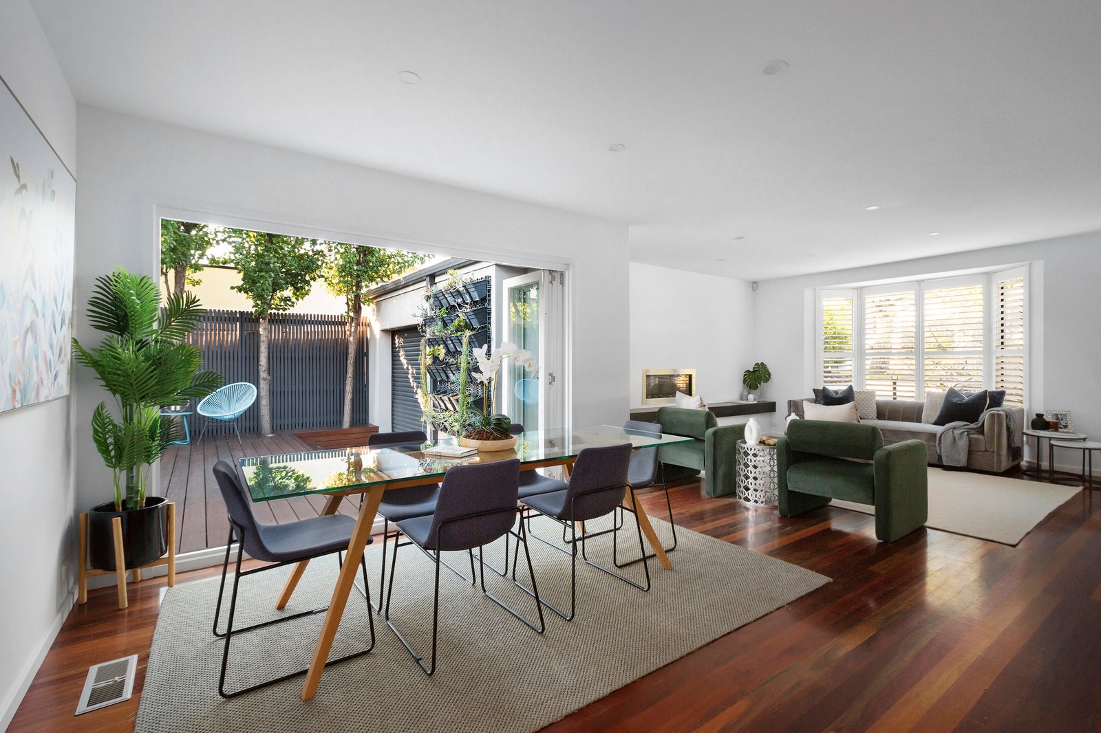 Image of dining room