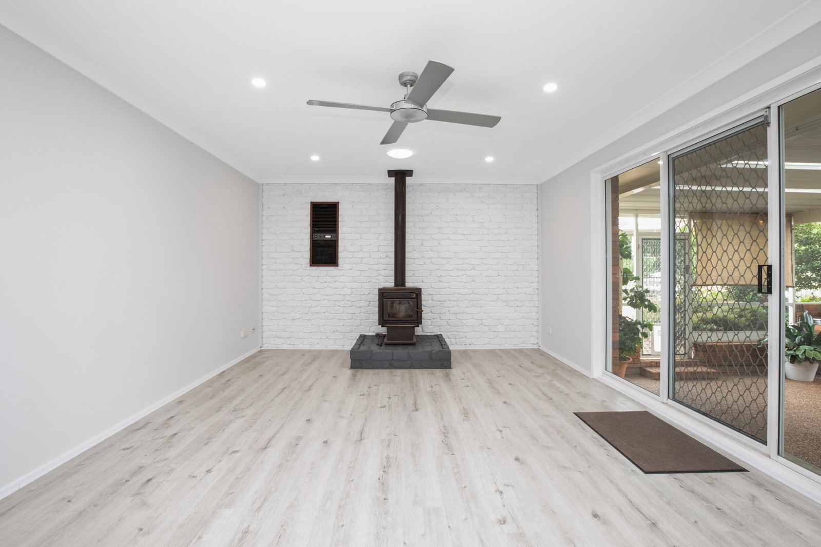 5 Macgregor Close TENAMBIT 11