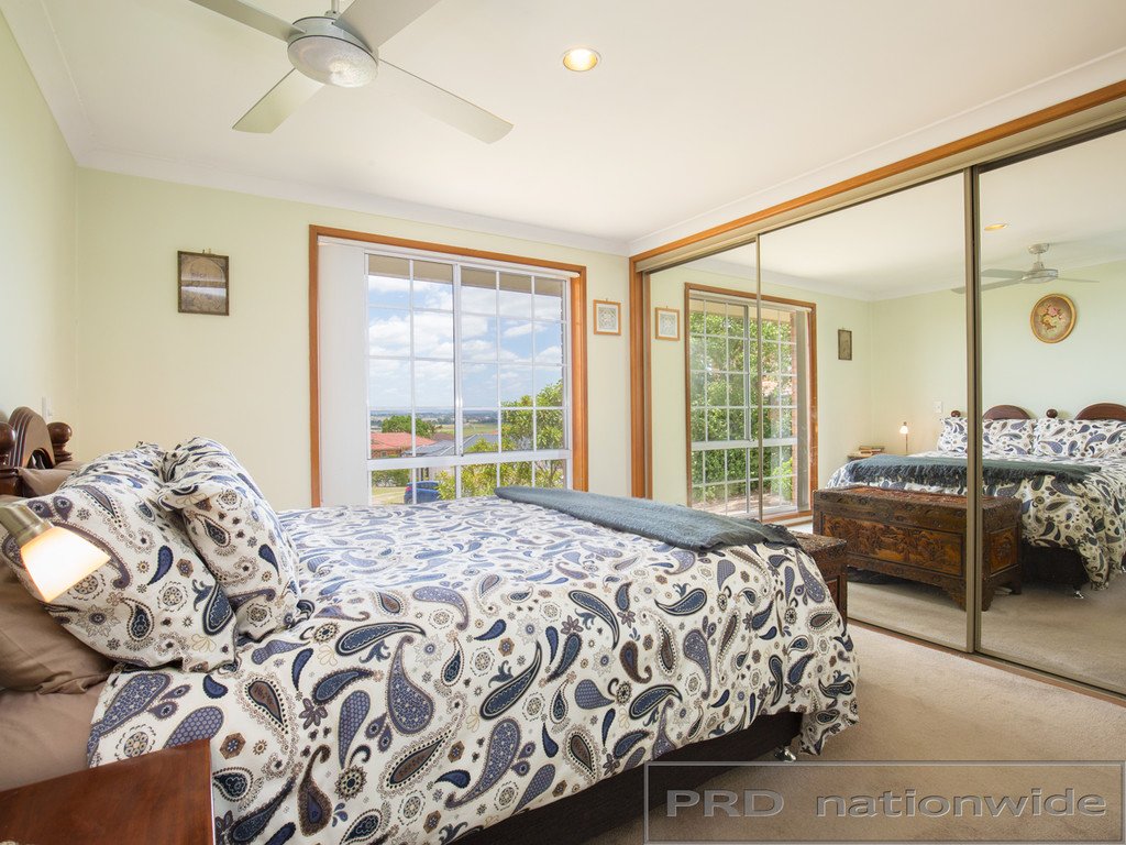 5 Macgregor Close TENAMBIT 12