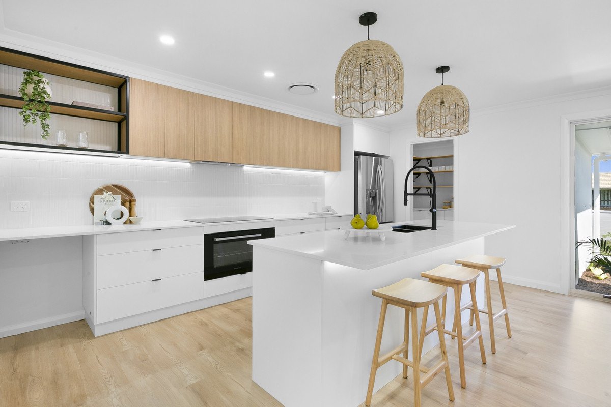 5 Mackay Place Burleigh Waters 3