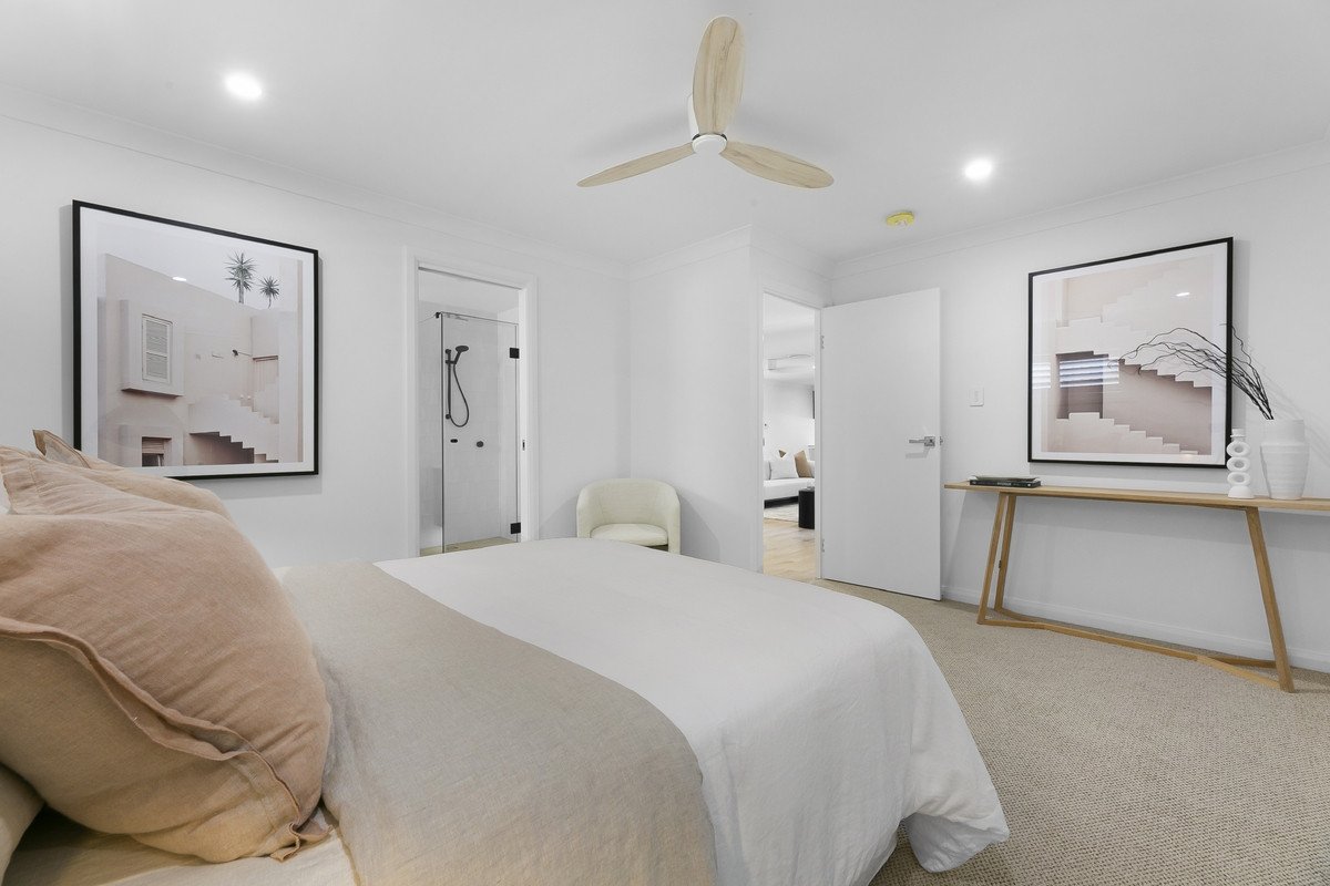 5 Mackay Place Burleigh Waters 9