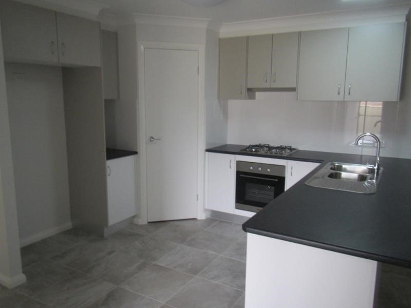 5 Magpie Drive TAMWORTH 2