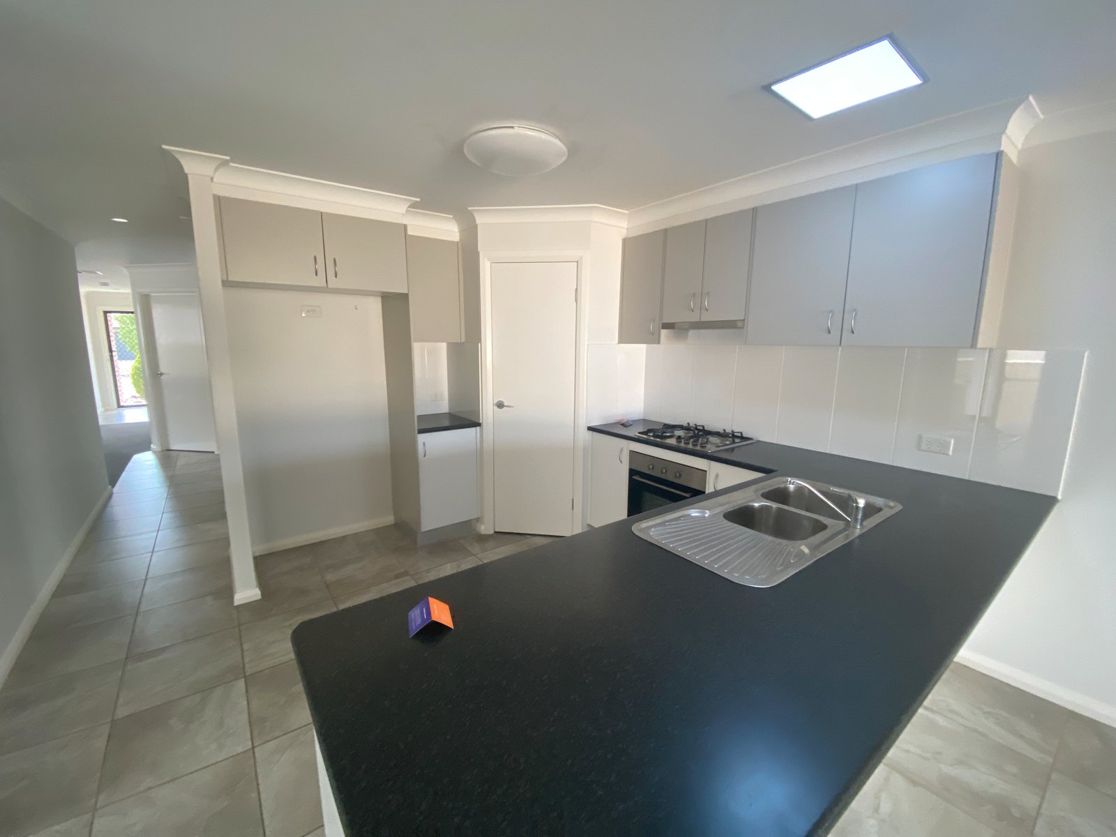 5 Magpie Drive TAMWORTH 6