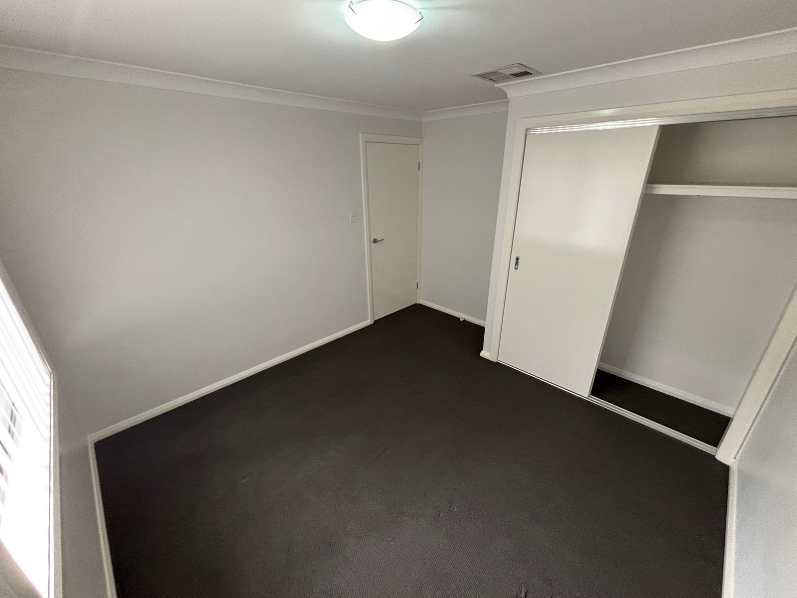 5 Magpie Drive TAMWORTH 10