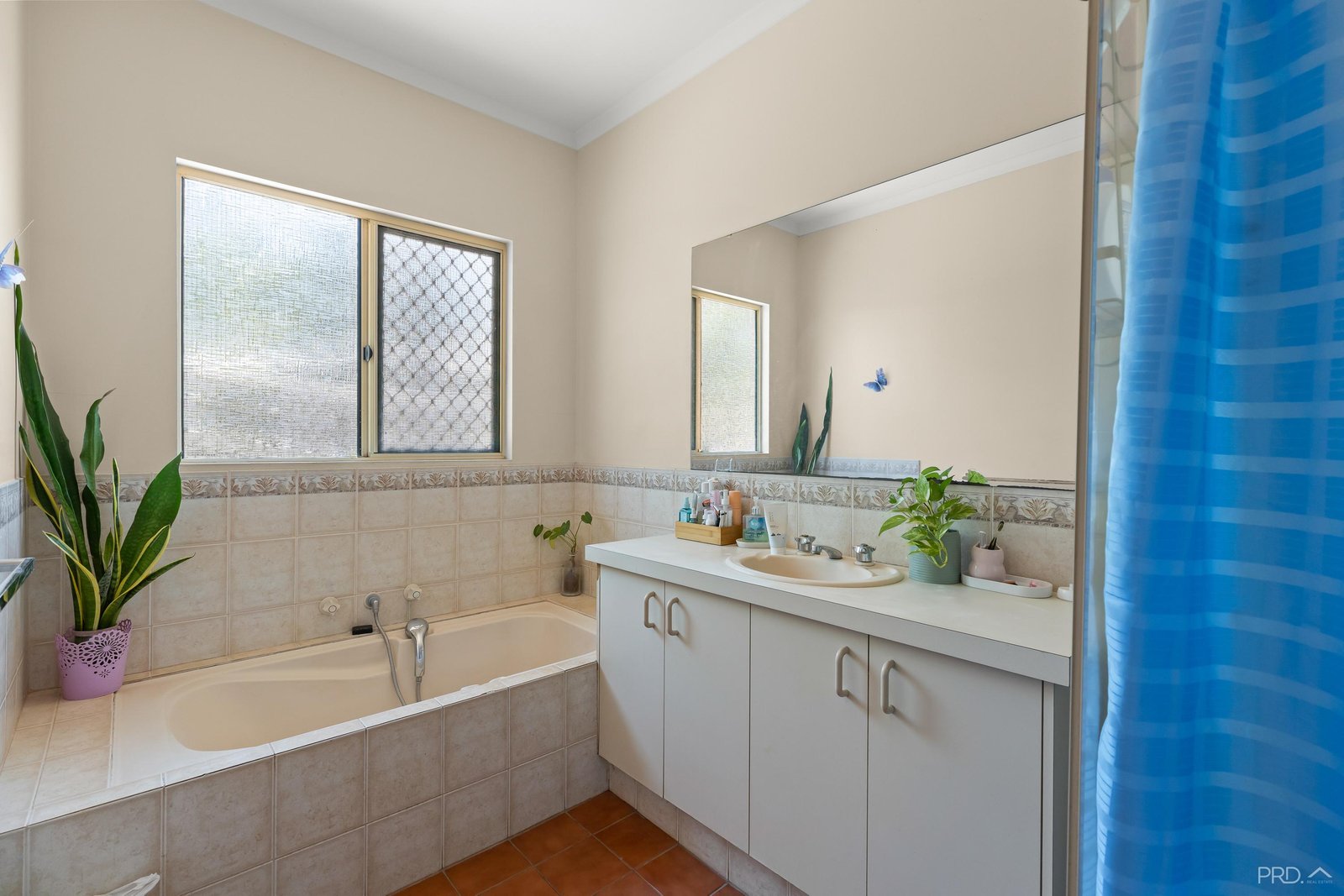 5 Manado Court CABLE BEACH 11