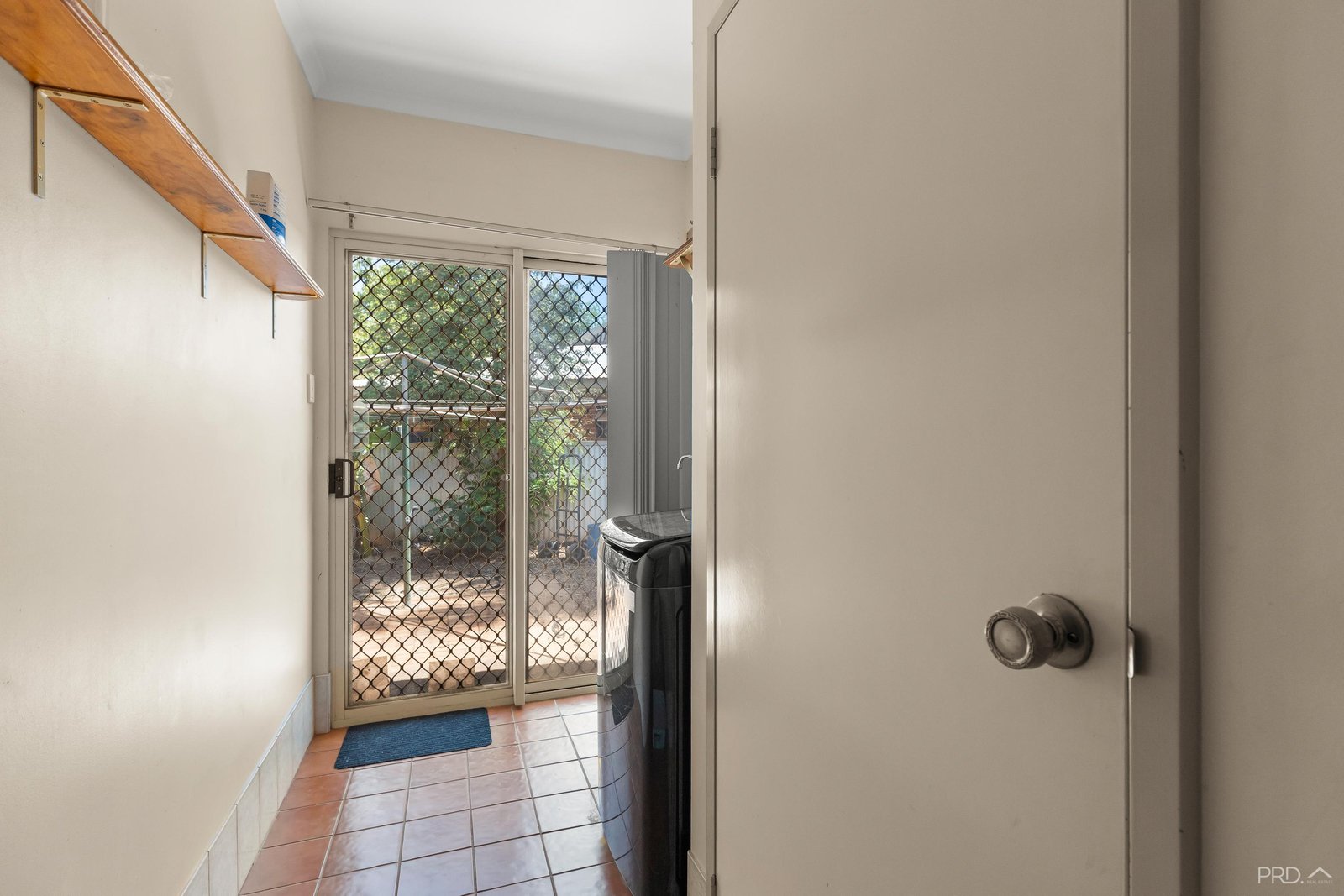 5 Manado Court CABLE BEACH 22