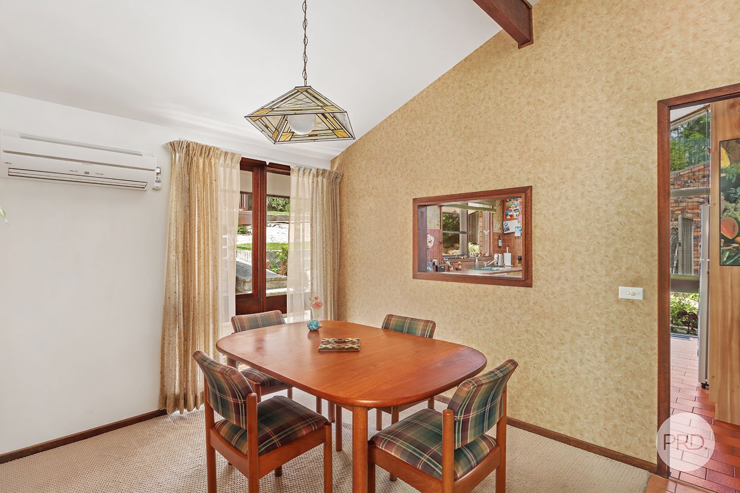 5 Maple Street LUGARNO 6