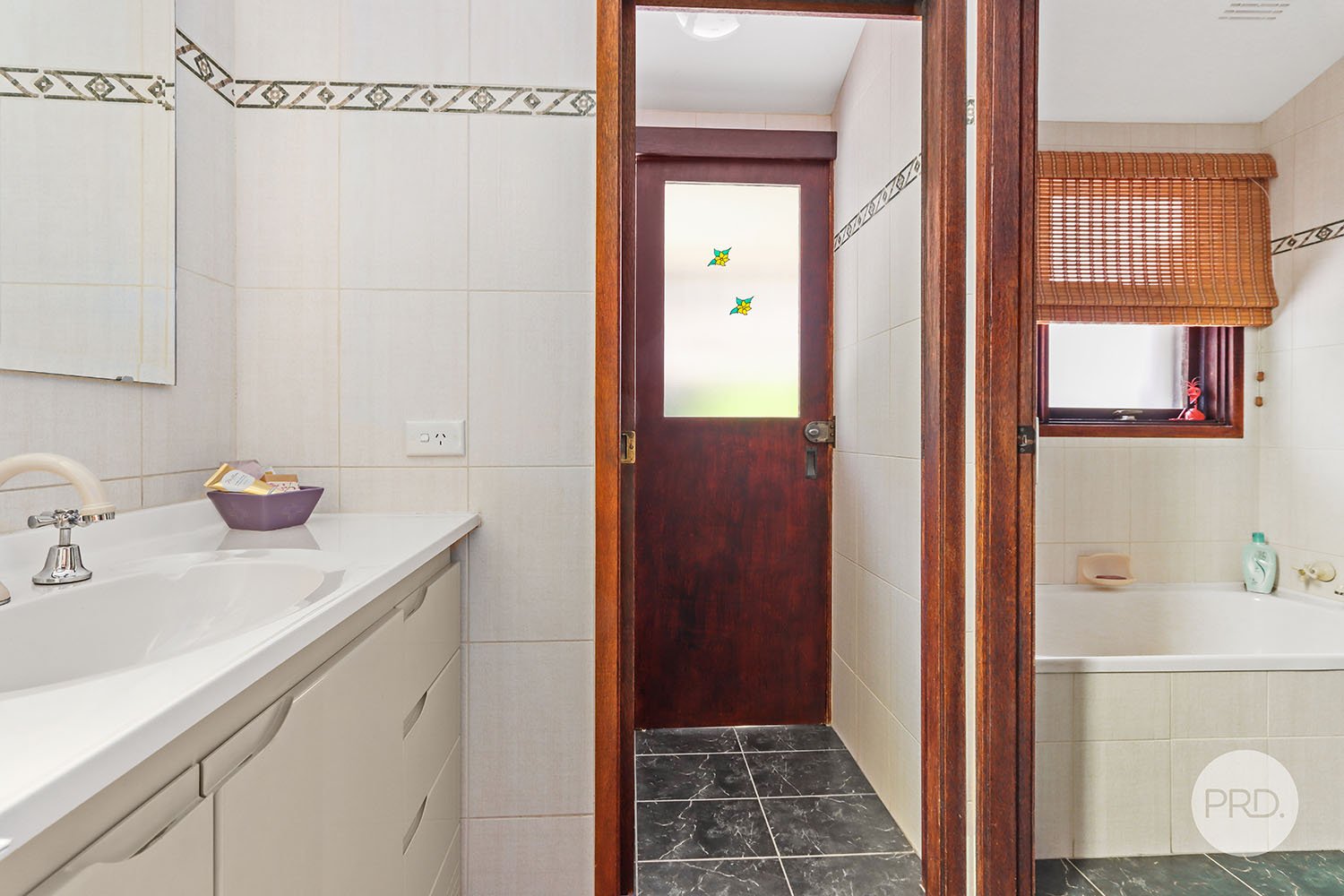 5 Maple Street LUGARNO 10