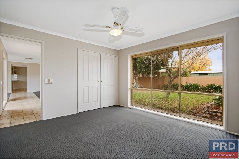 5 Marian Way LAVINGTON 7