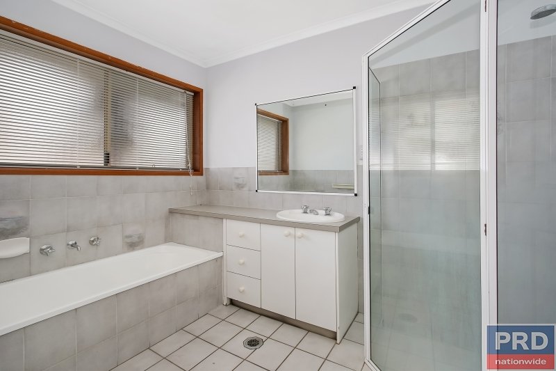 5 Marian Way LAVINGTON 12