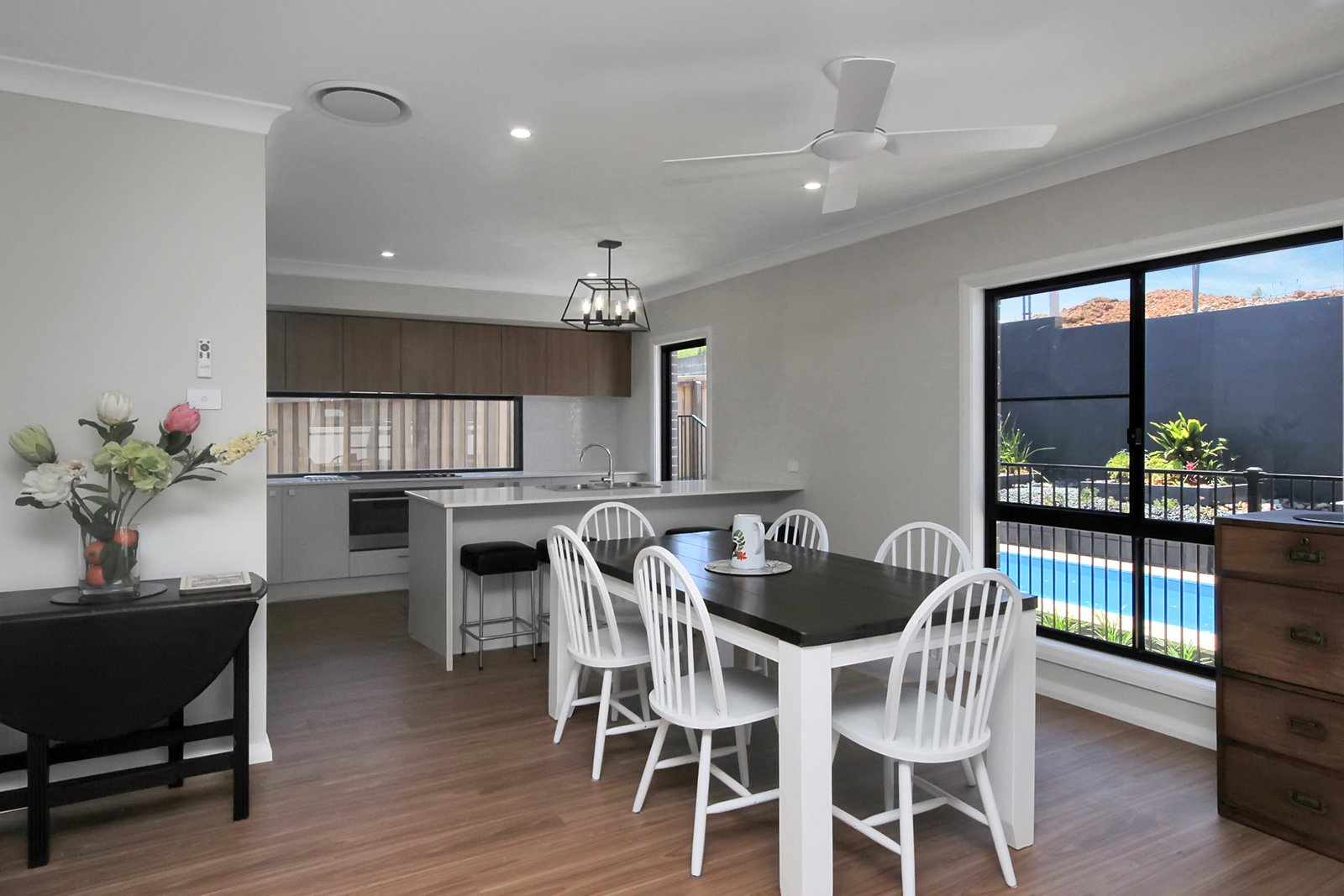 5 Marine Parade LAKE CATHIE 3