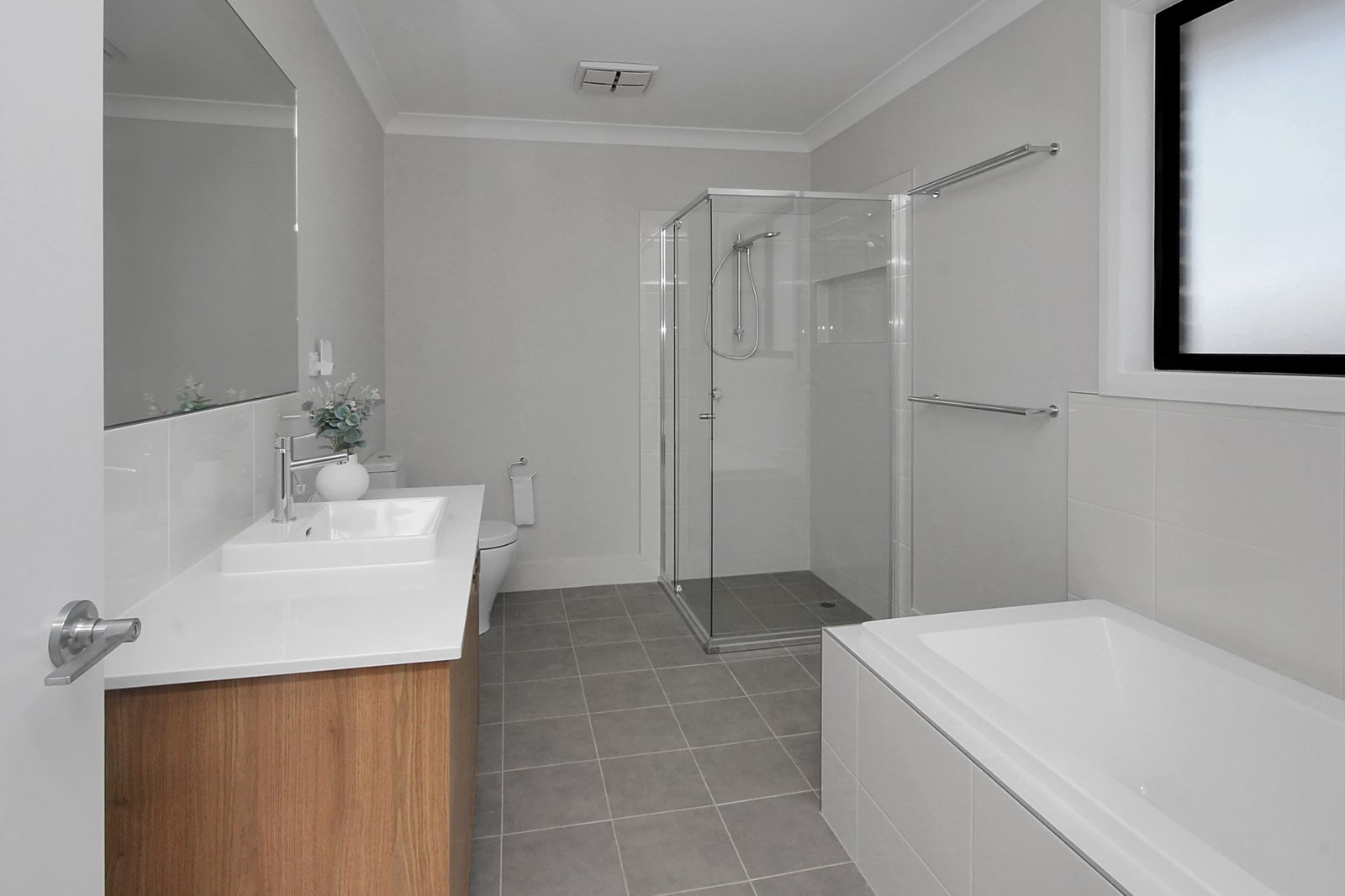 5 Marine Parade LAKE CATHIE 4