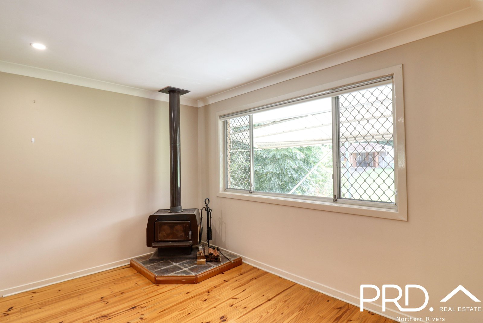 5 Mark Place GOONELLABAH 2