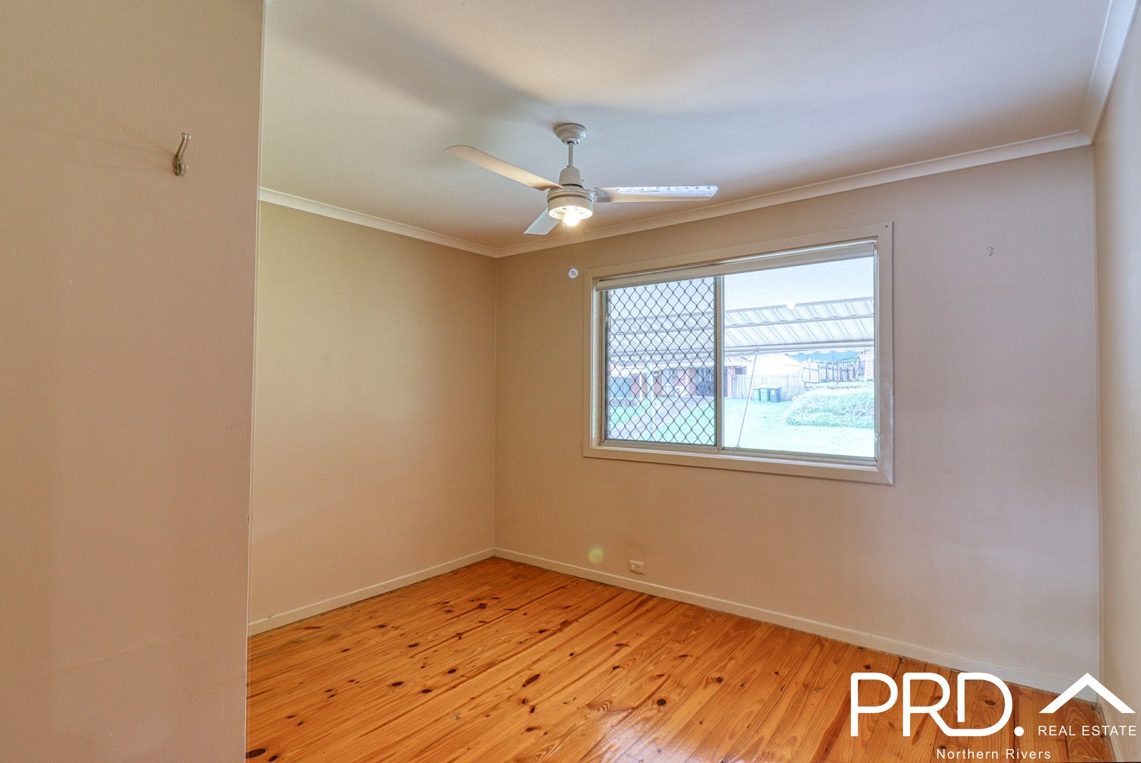 5 Mark Place GOONELLABAH 7