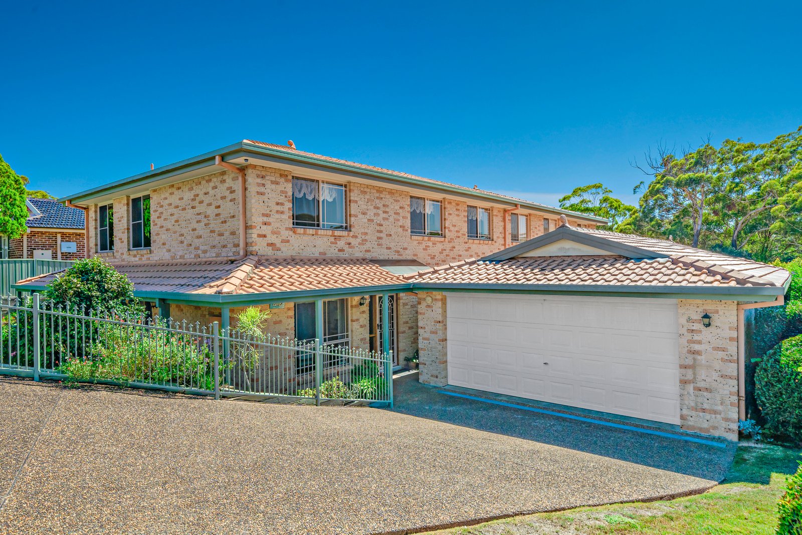 5 Marlin Street CORLETTE 2