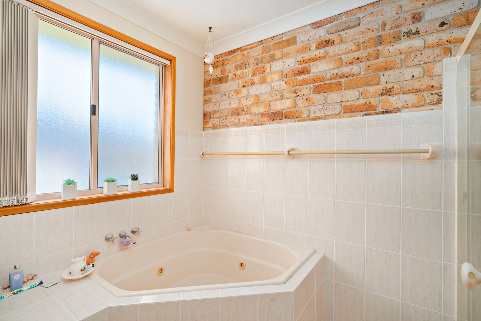 5 Marlin Street CORLETTE 18