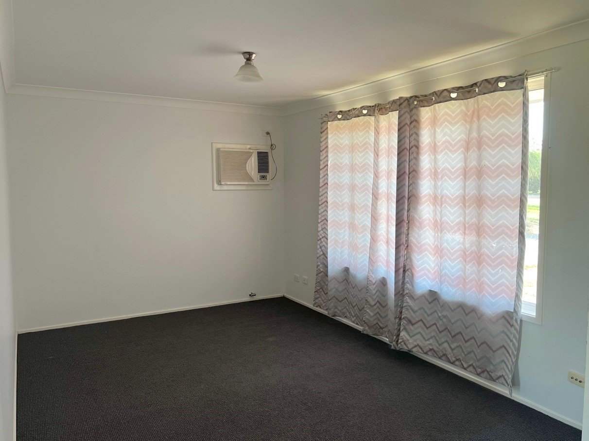 5 Marshall Place TAMWORTH 5