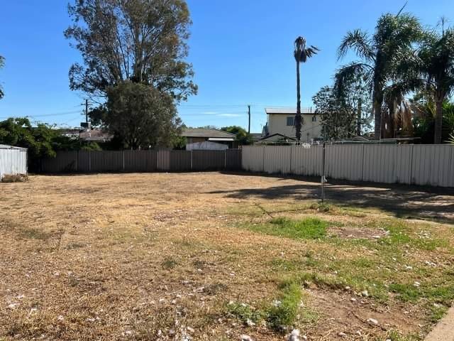 5 Marshall Place TAMWORTH 8