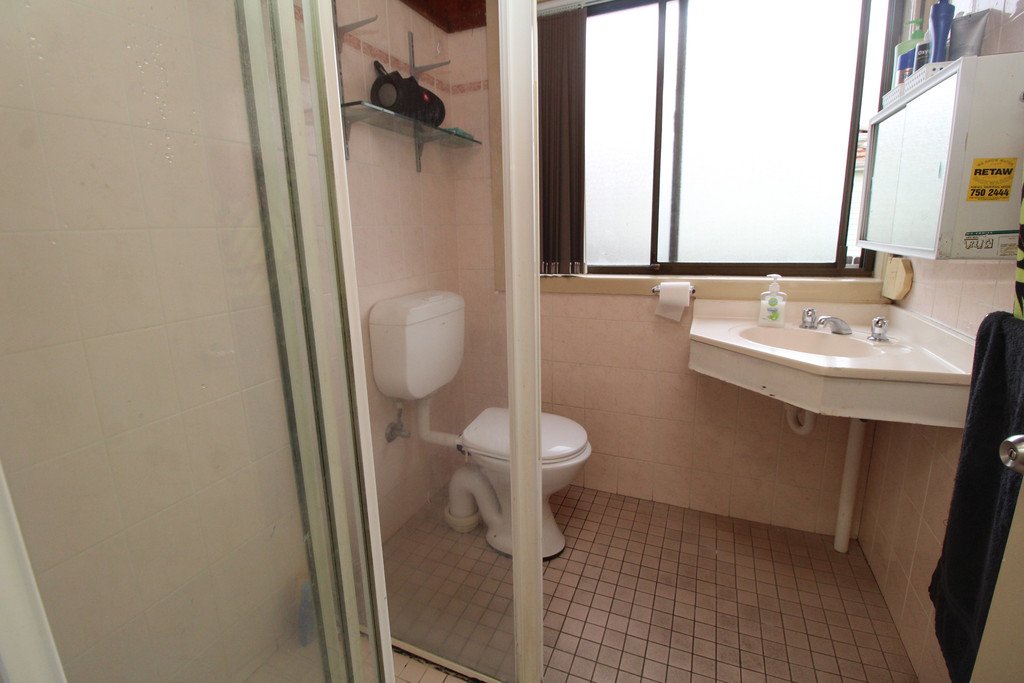 5 Martin Street ROSELANDS 8